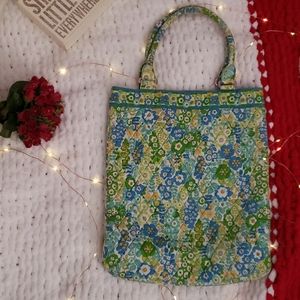 Vera Bradley tote/book bag in English Meadow